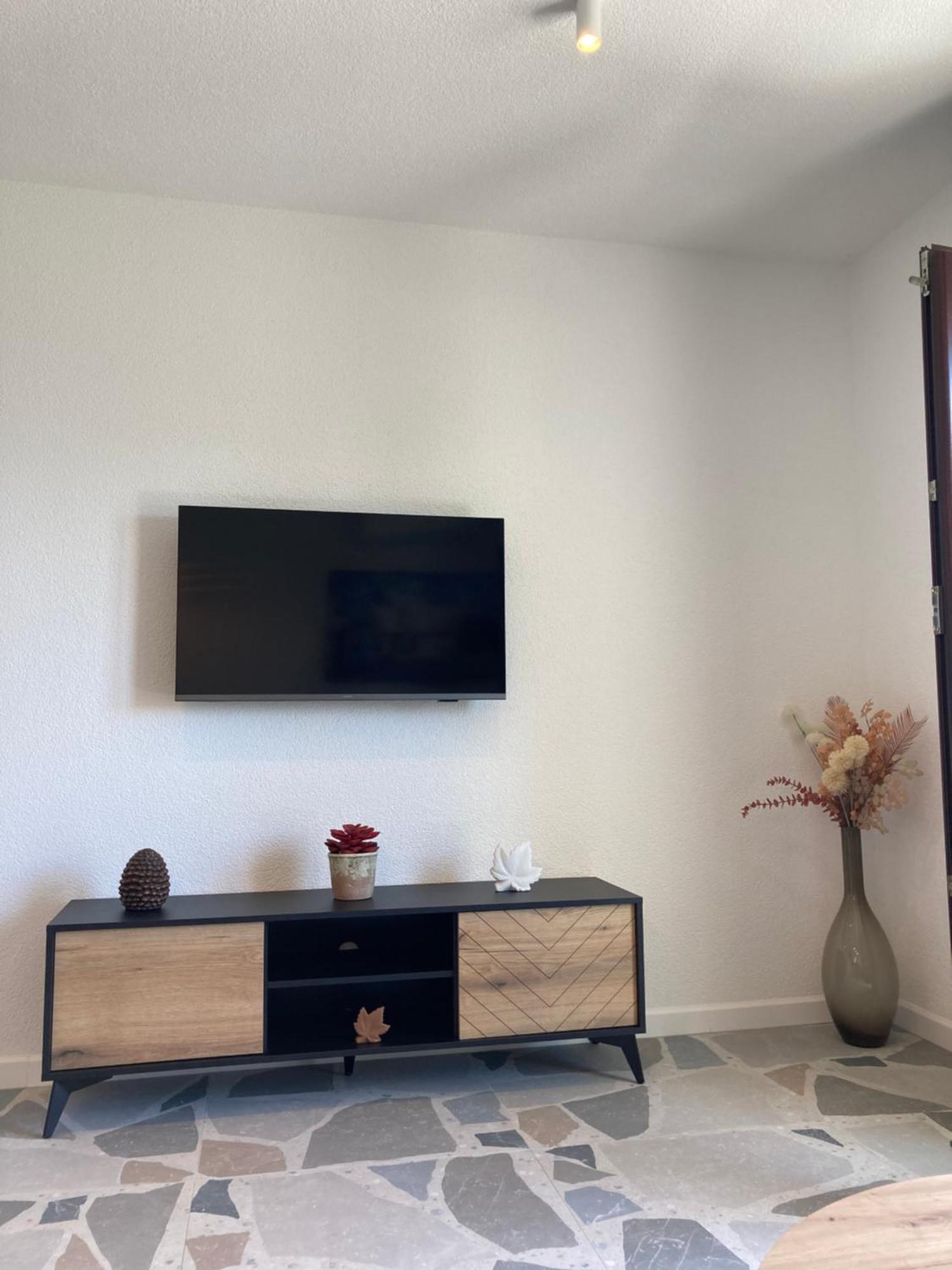 Emmi Apartments Marusici  エクステリア 写真